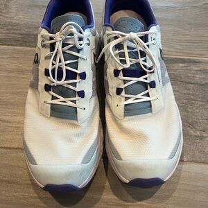 On Cloud CLOUDVISTA Womens Sz 10.5